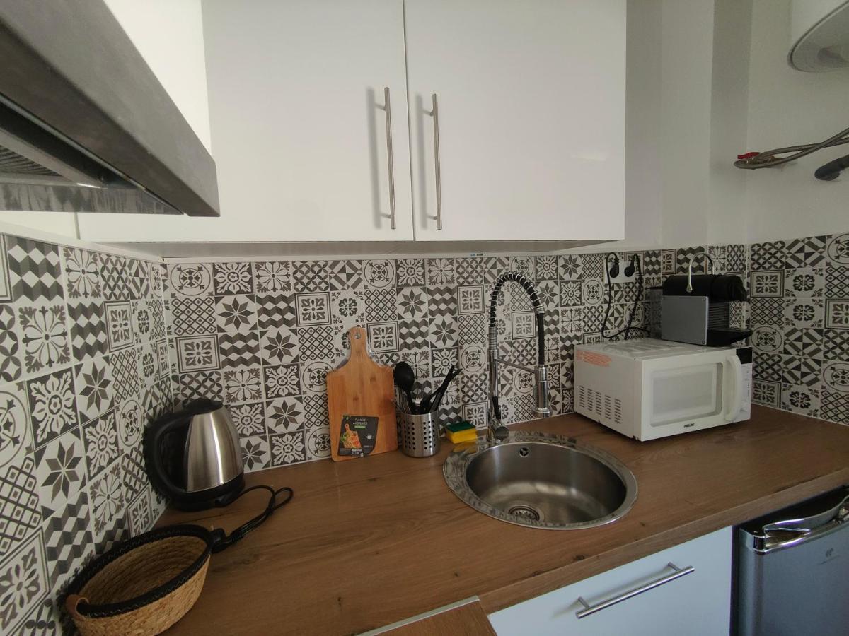 Les Lofts De Provins: Apt 1 Exteriör bild